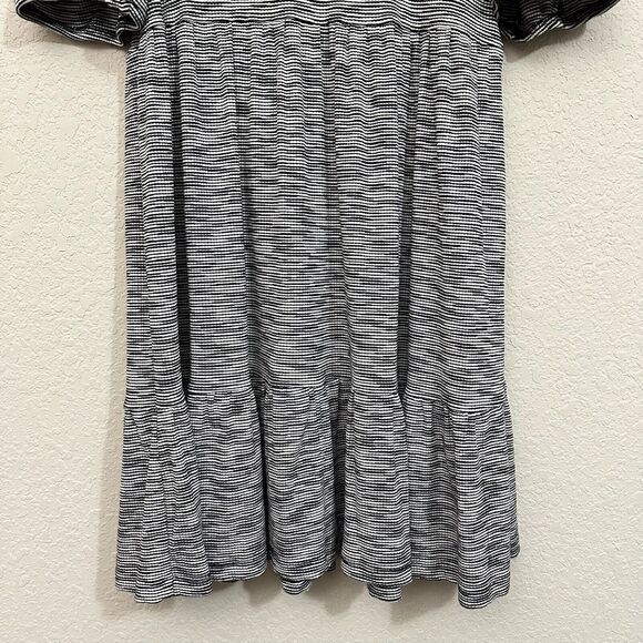 DAILY PRACTICE by ANTHROPOLOGIE Flounced Mini Dress in Black/White Spacedye - Picture 4 of 12